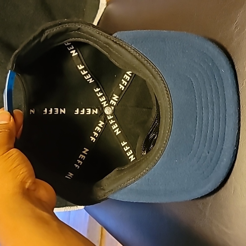 NEFF SNAPBACK HAT BLACK - Picture 4 of 5